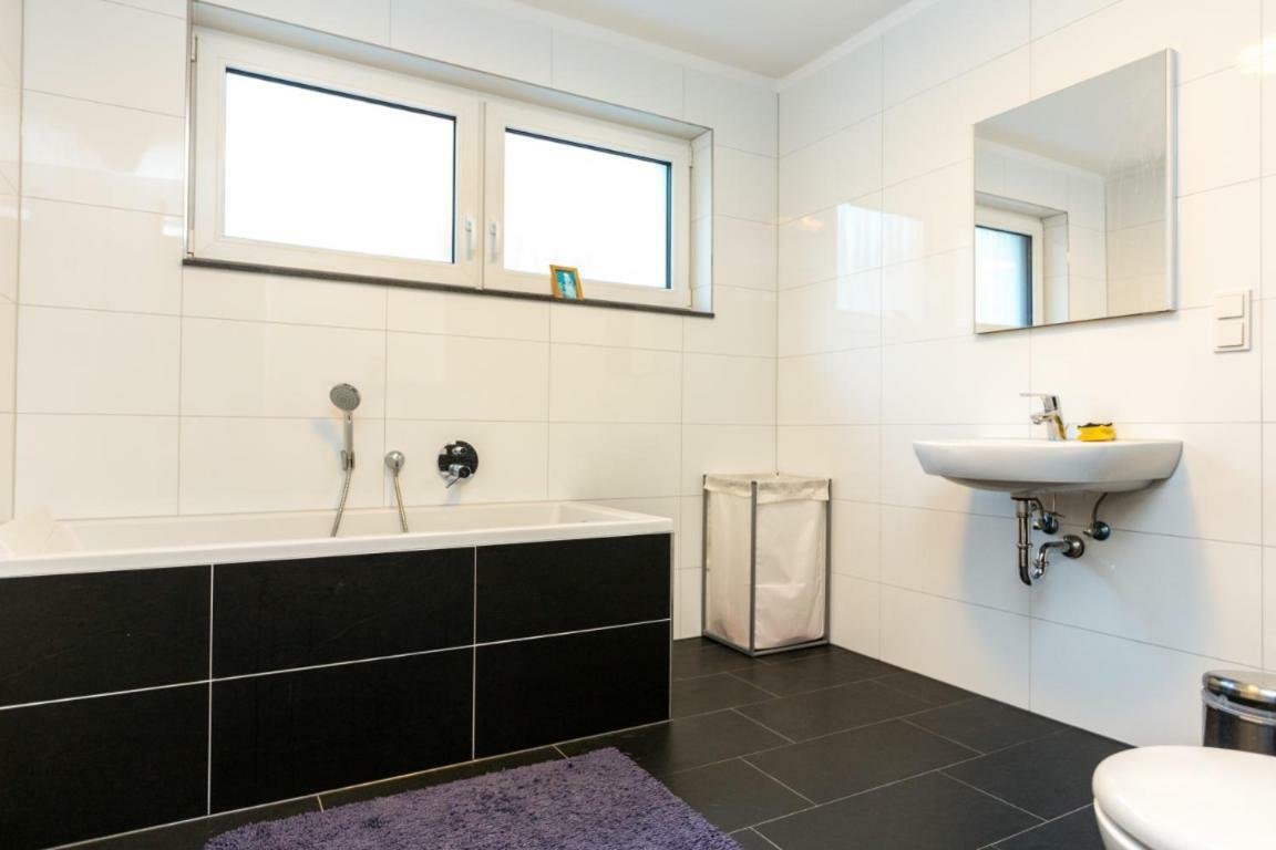 House In Cologne Apartment Bagian luar foto